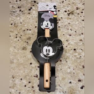 Disney Mickey Mouse Silicone Spatula & Cookie Cutter Set NWT
